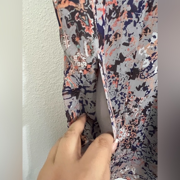 CAbi Floral Pattern Fresco Shift Pocket Dress Size Medium - Picture 5 of 7